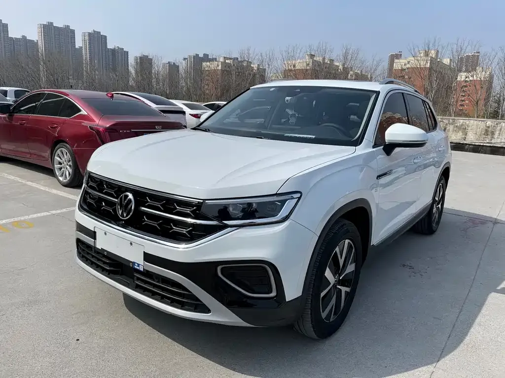 Volkswagen Tayron — фото 1