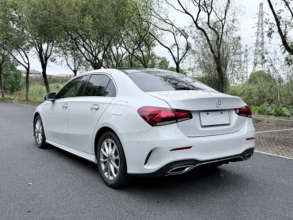 Mercedes-Benz A-Class — фото 7