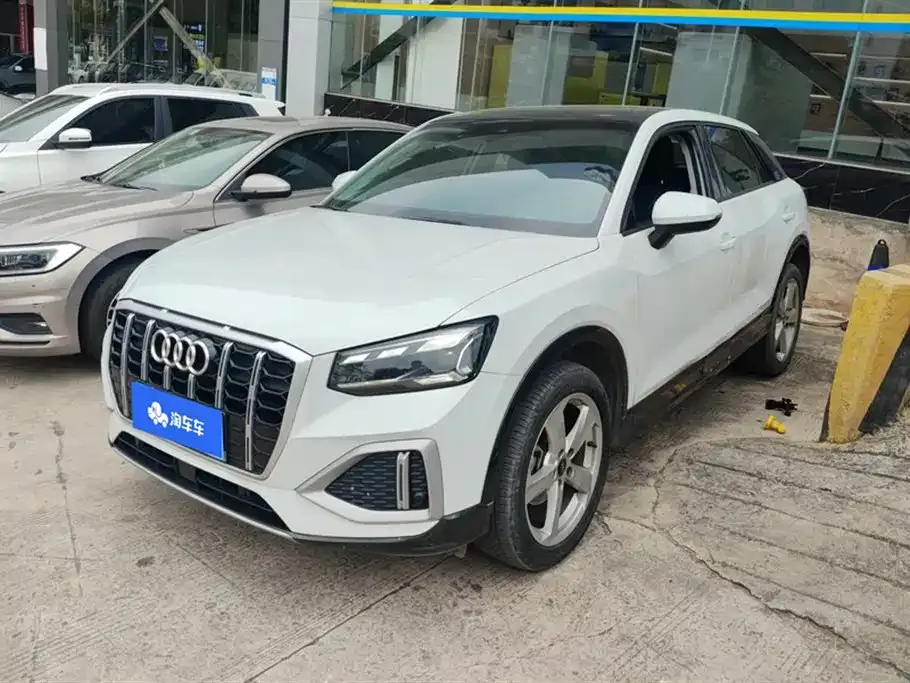 Audi Q2L 2023 из CN, фото 1