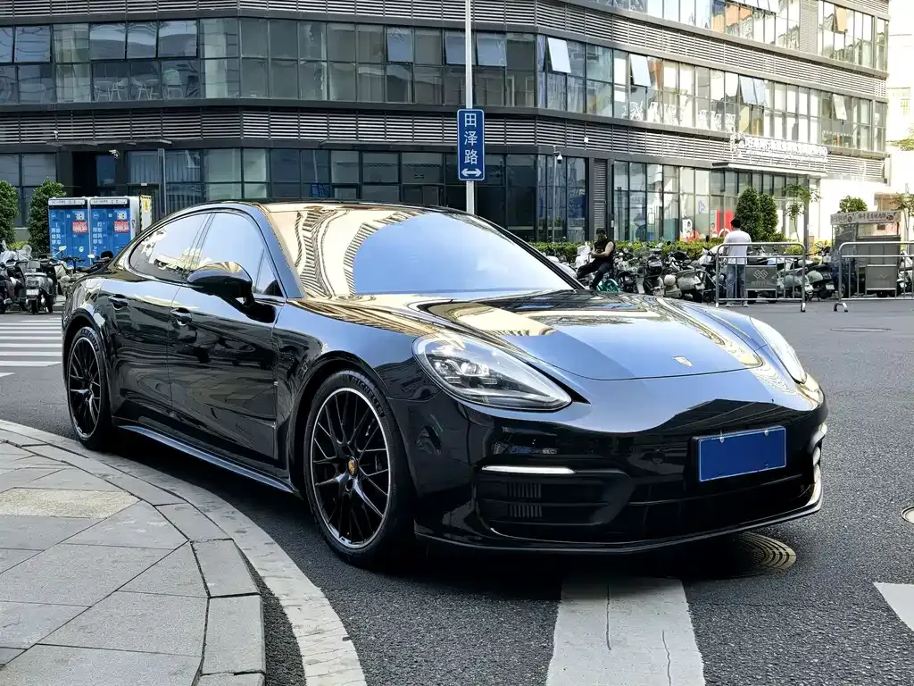 Porsche Panamera — фото 10