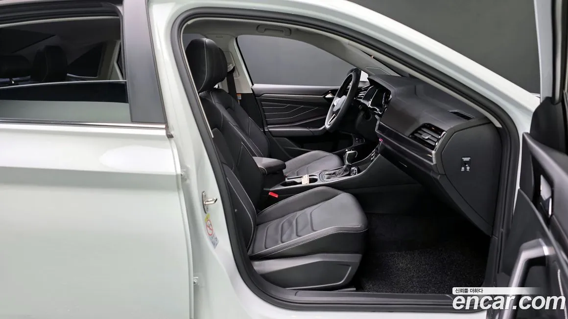 Volkswagen Jetta 2023 из KR, фото 9