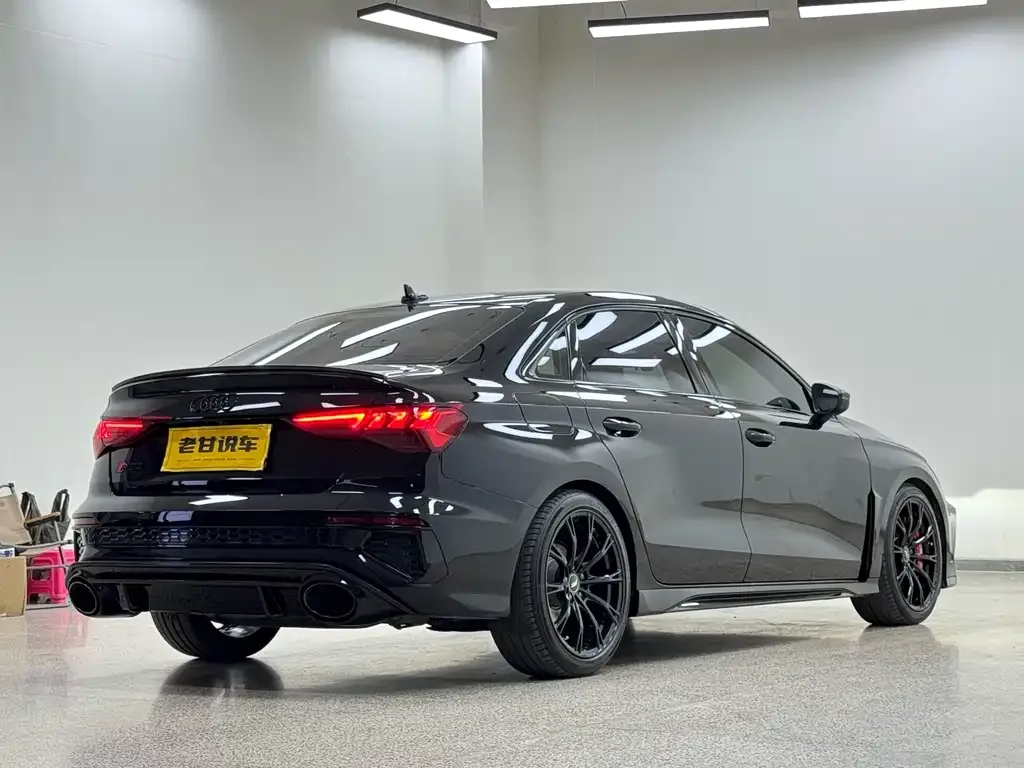 Audi A3 2024 из CN, фото 7