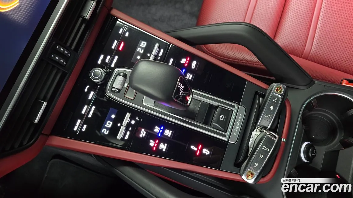Porsche Cayenne 2022 из KR, фото 8