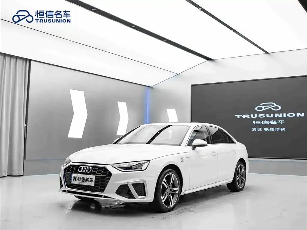 Audi A4L 2021 из CN, фото 10