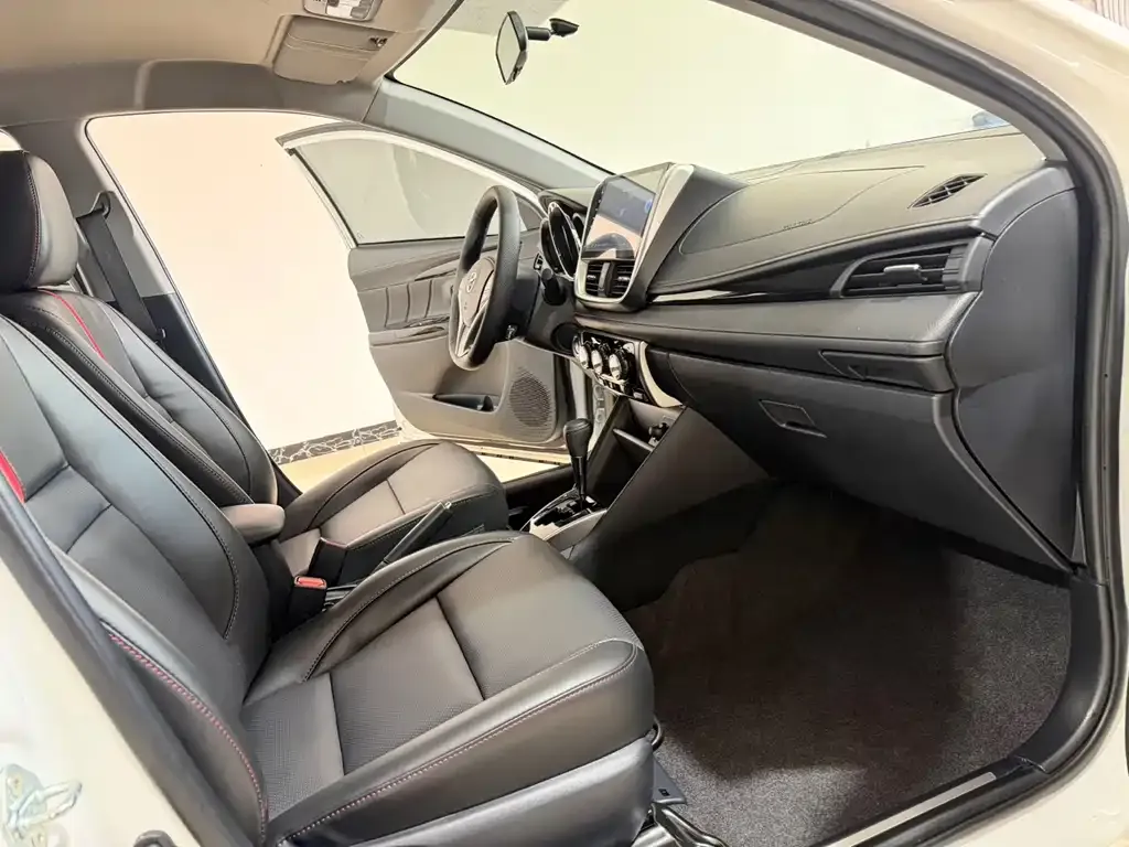 Toyota Yaris L 2023 из CN, фото 4