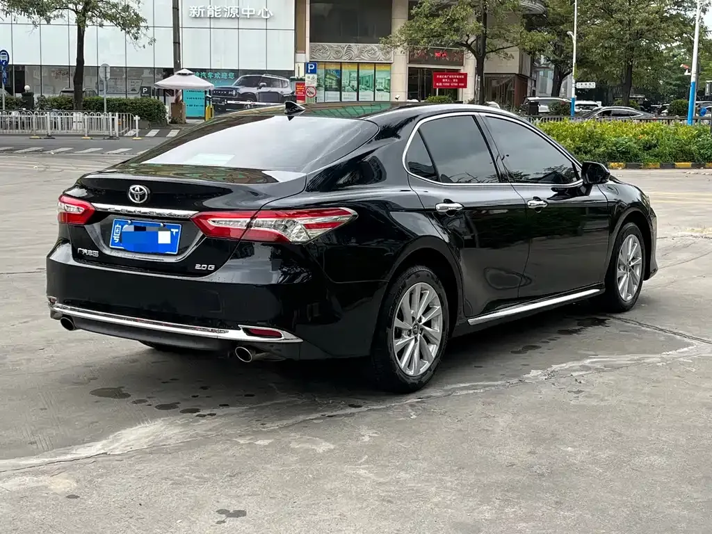 Toyota Camry 2023 из CN, фото 4