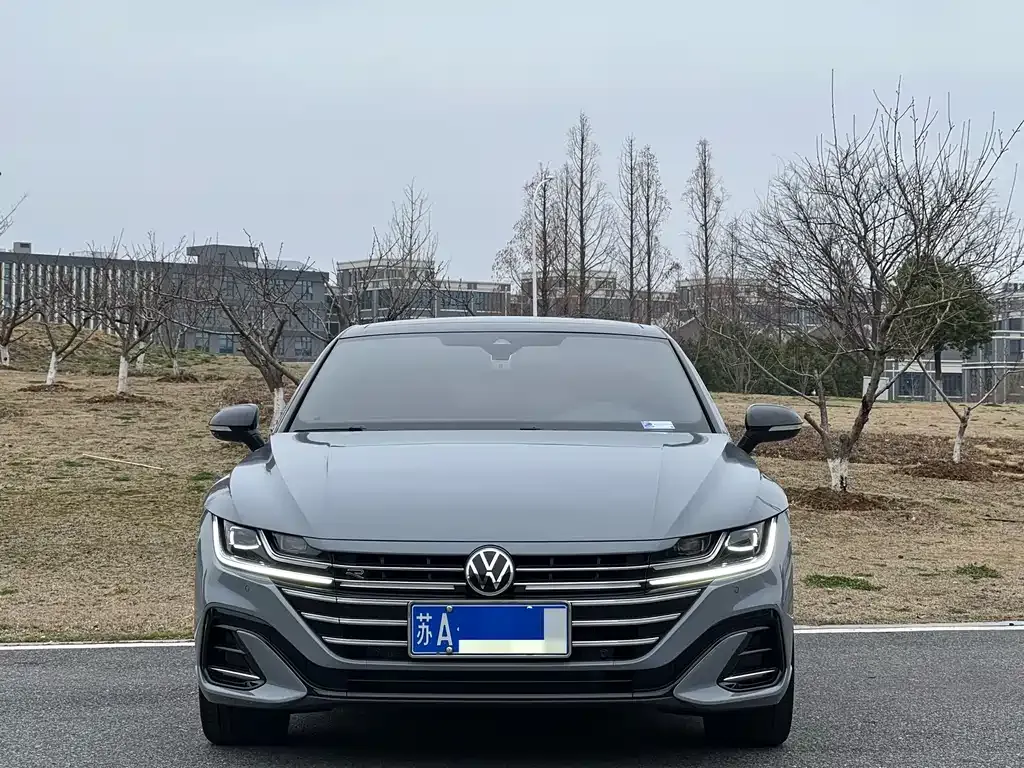Volkswagen CC 2023 из CN, фото 7