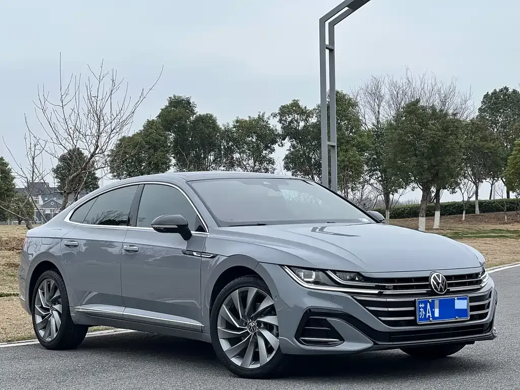 Volkswagen CC 2023 из CN, фото 9