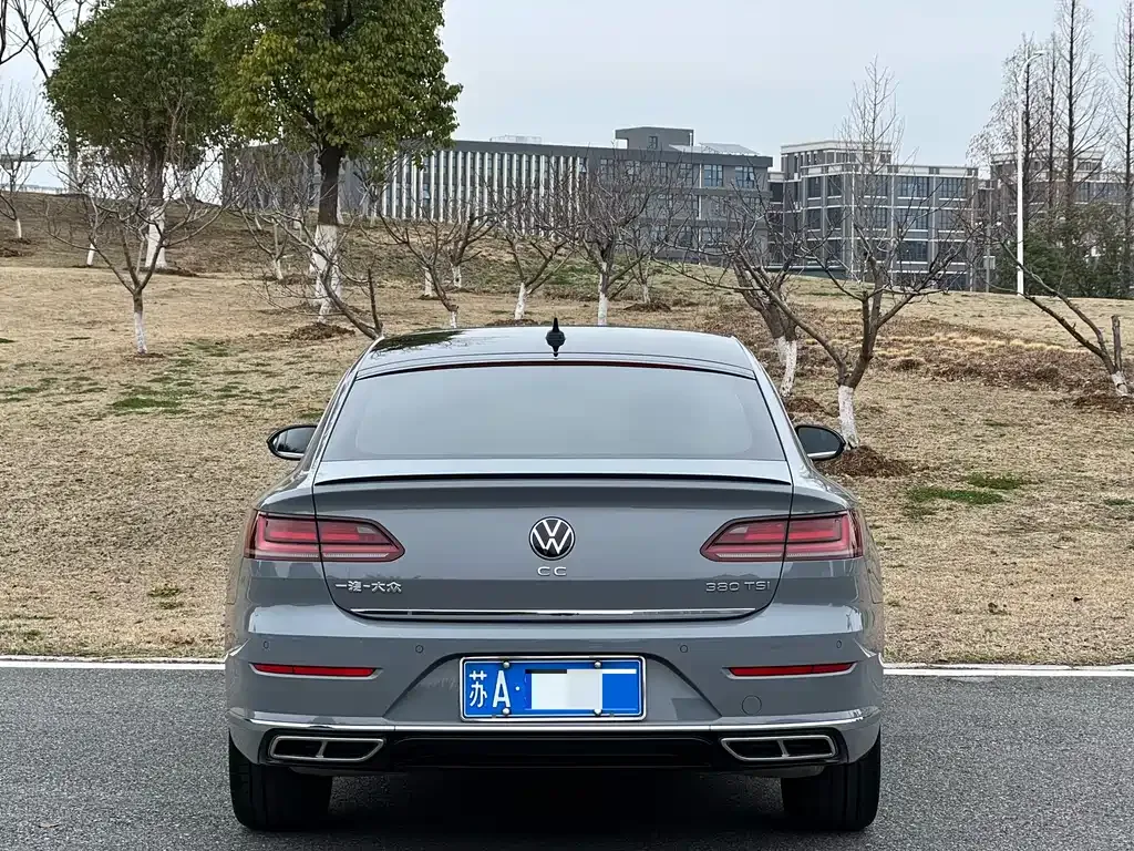Volkswagen CC 2023 из CN, фото 10