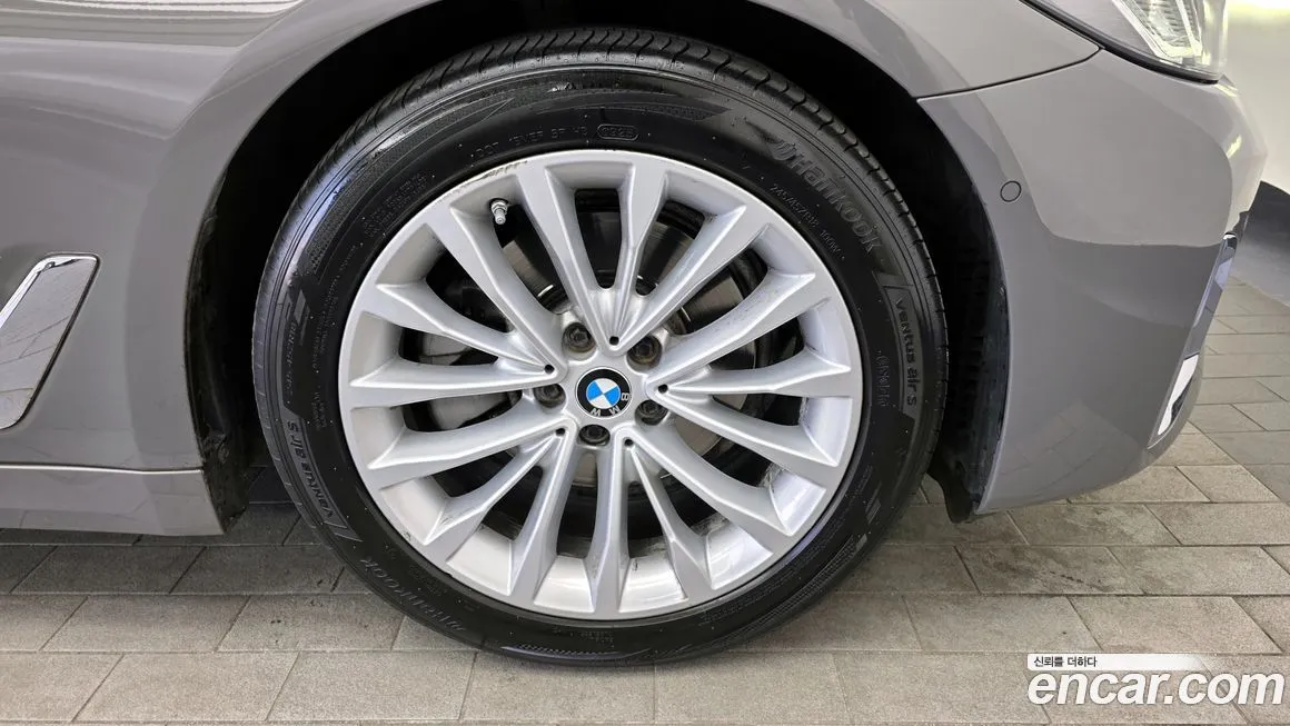 BMW 5-Series 2021 из KR, фото 4