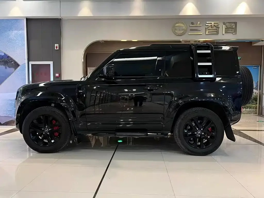 Land Rover Defender — фото 4