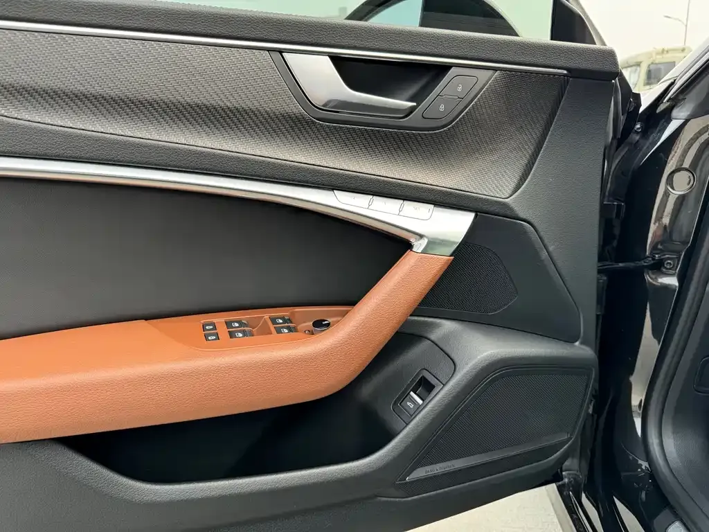 Audi A7 2021 из CN, фото 10