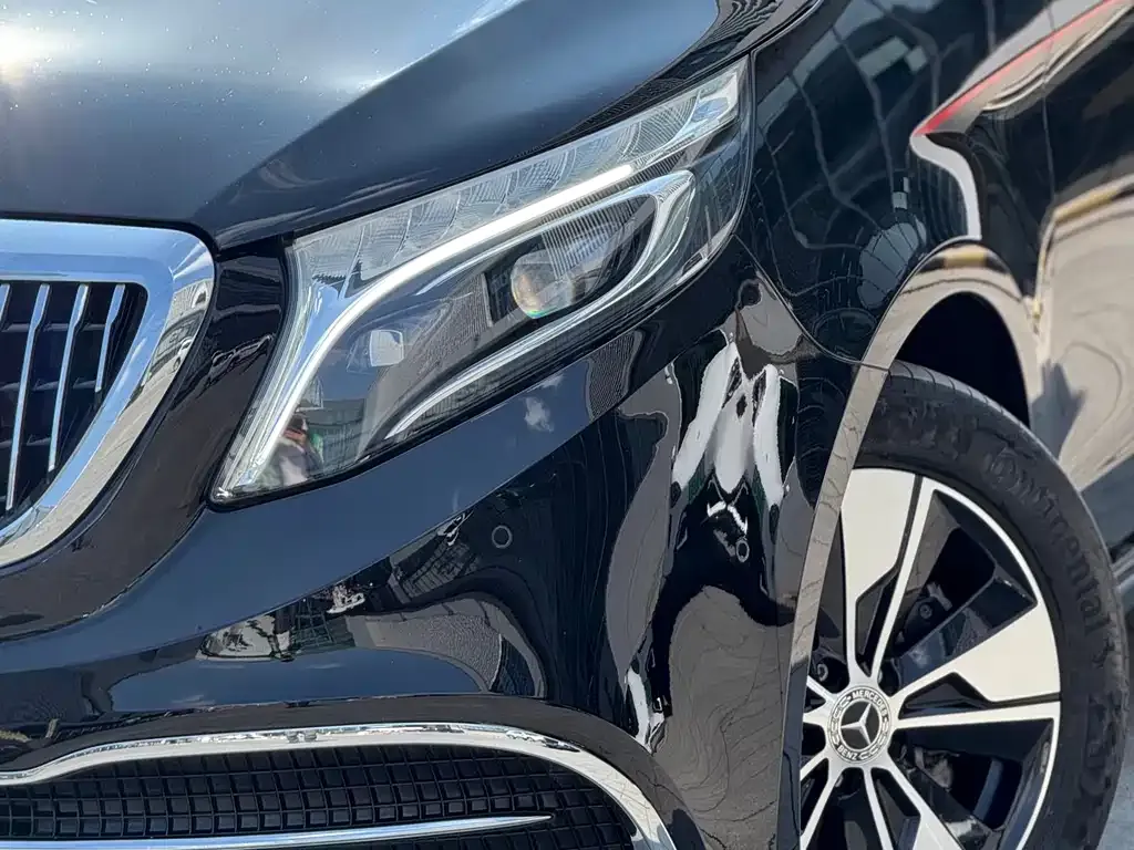 Mercedes-Benz V-Class 2023 из CN, фото 9