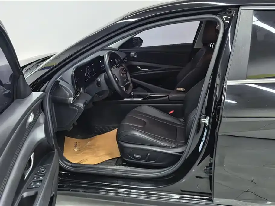 Hyundai Elantra 2021 из CN, фото 9