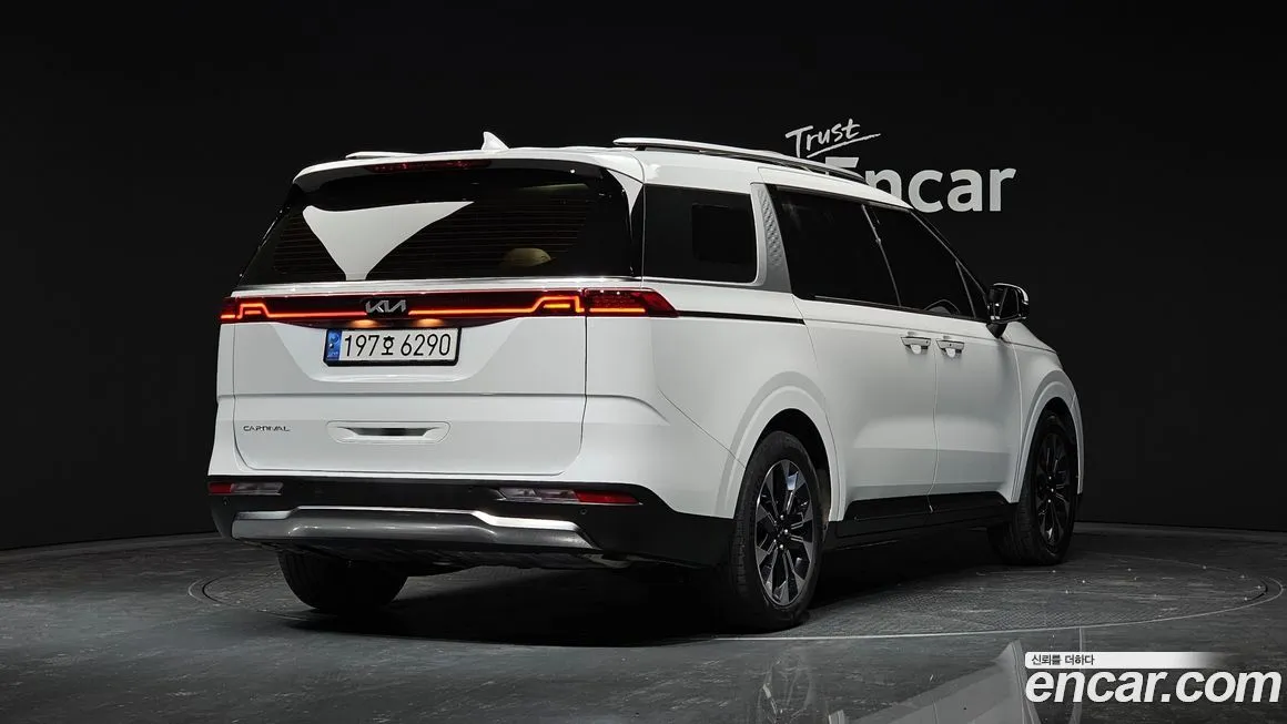 Kia Carnival — фото 2