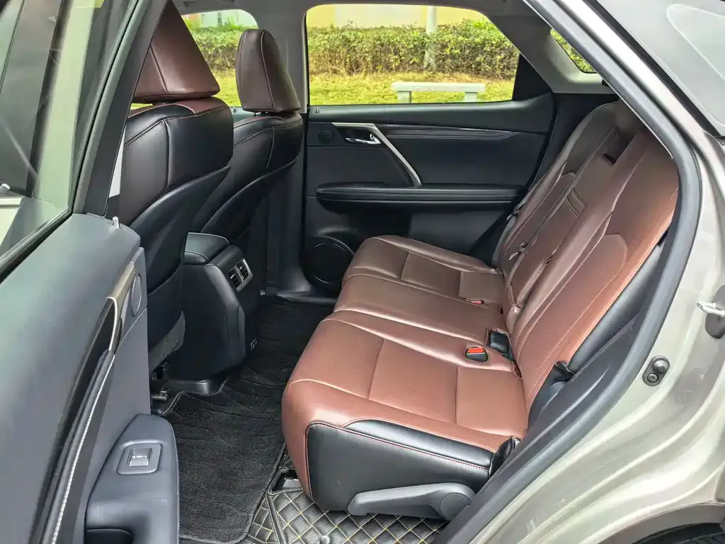 Lexus RX — фото 2