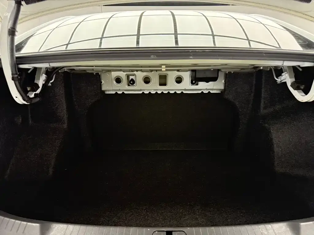 Chevrolet Monza 2023 из CN, фото 10