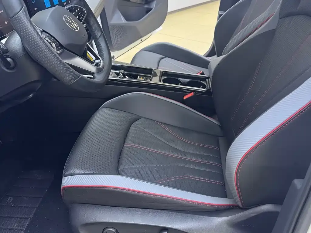 Volkswagen Lamando 2023 из CN, фото 6