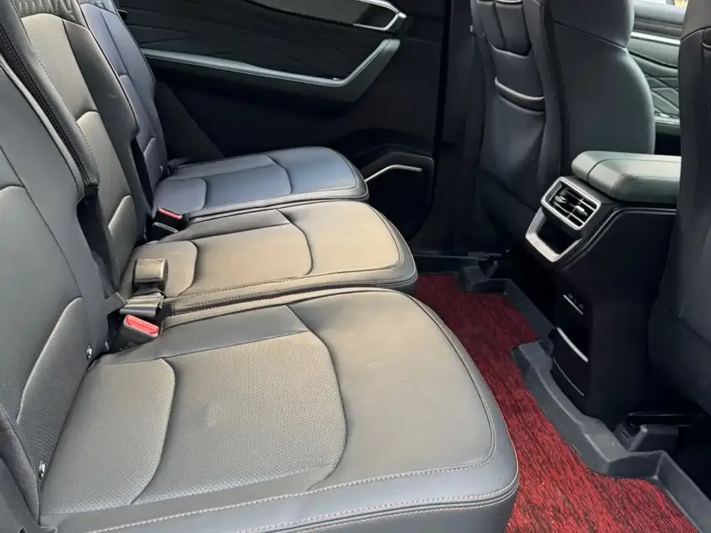 Geely Haoyue L 2025 из CN, фото 2