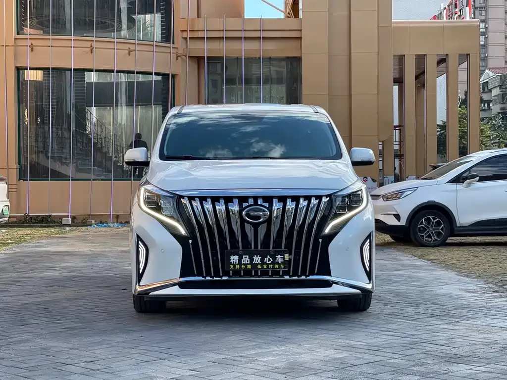 GAC Motor Trumpchi M8 — фото 8