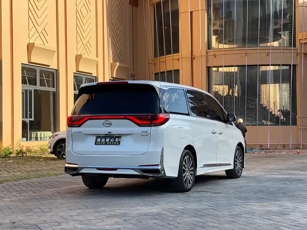 GAC Motor Trumpchi M8 — фото 3