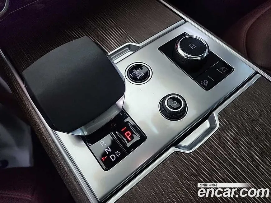 Land Rover Range Rover 2023 из KR, фото 8