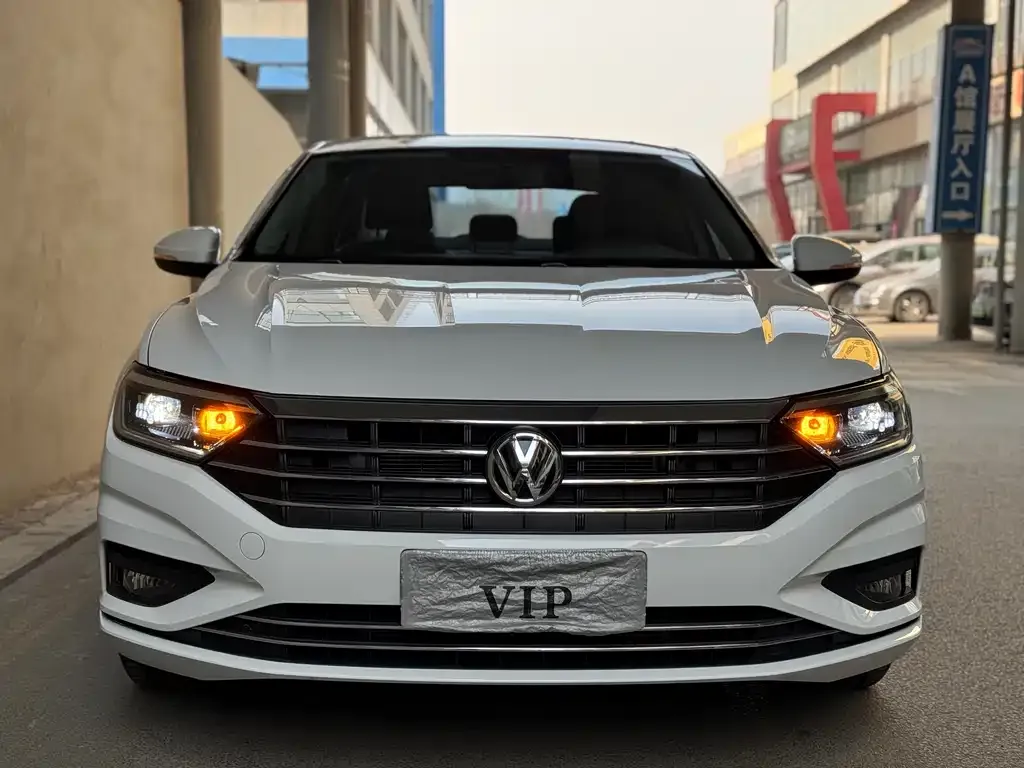 Volkswagen Sagitar 2023 из CN, фото 3