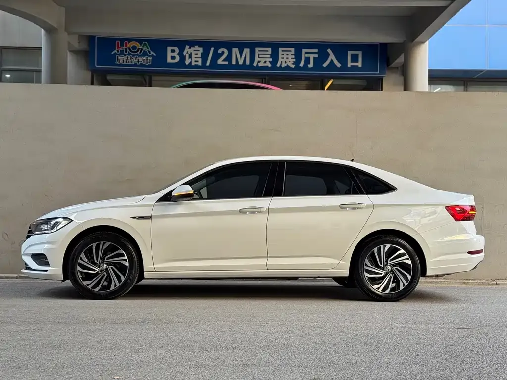Volkswagen Sagitar 2023 из CN, фото 8