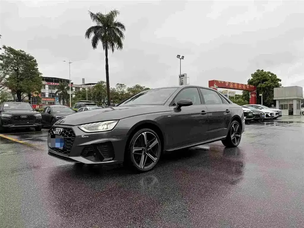 Audi A4L 2024 из CN, фото 1