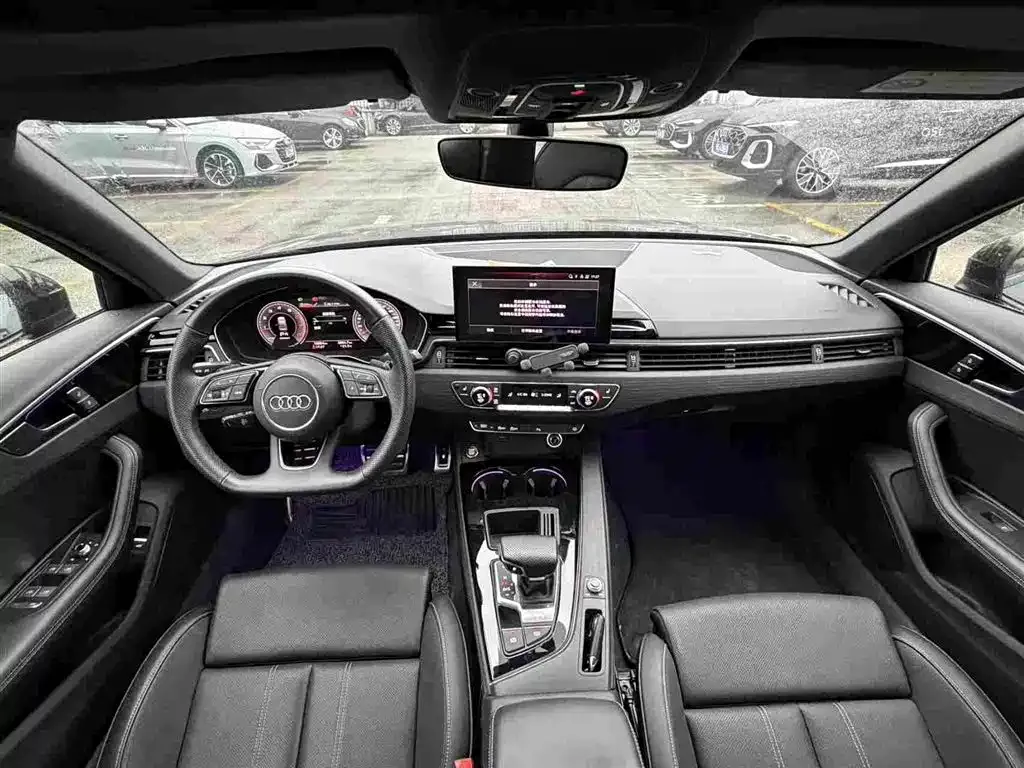 Audi A4L 2024 из CN, фото 5