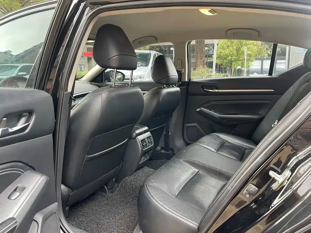 Nissan Teana 2022 из CN, фото 8