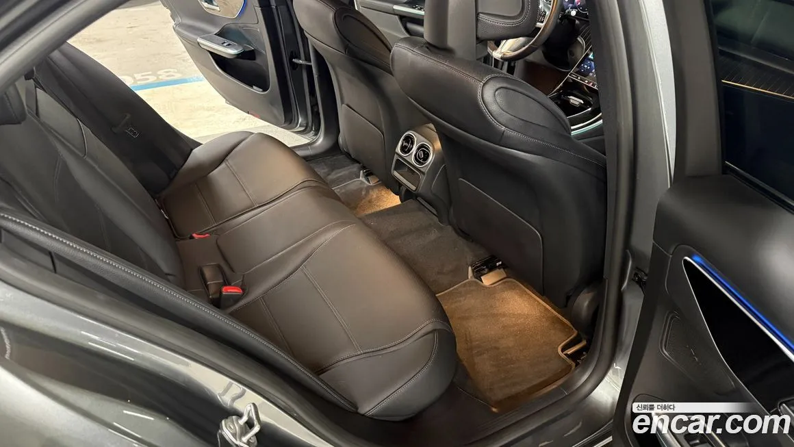 Mercedes-Benz C-Class 2023 из KR, фото 6