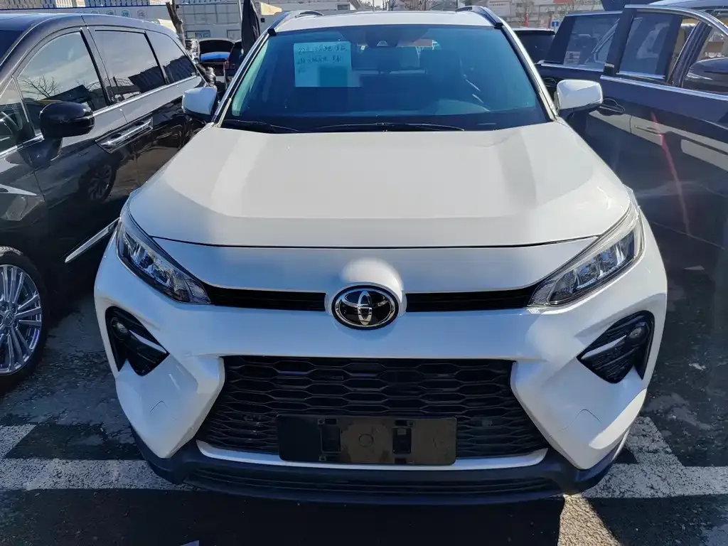 Toyota Wildlander — фото 4