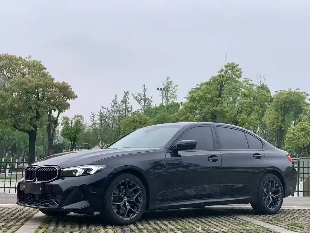BMW 3 Series — фото 1