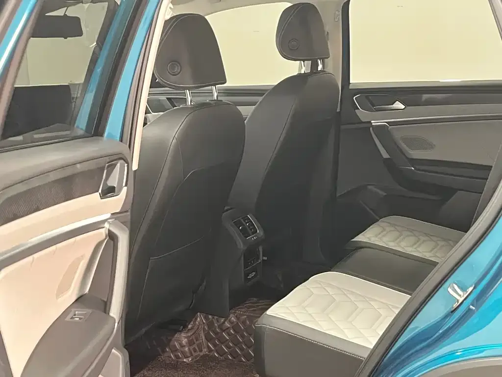 Volkswagen Tayron 2023 из CN, фото 5