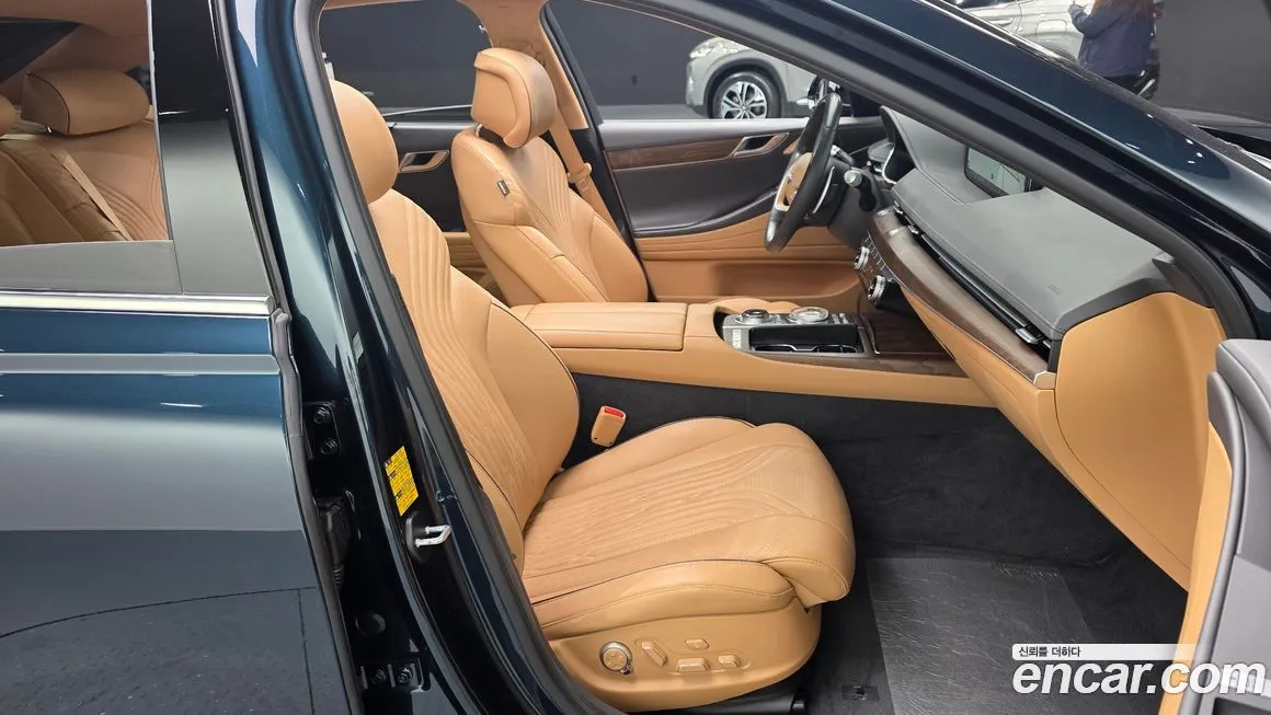 Genesis G80 — фото 10