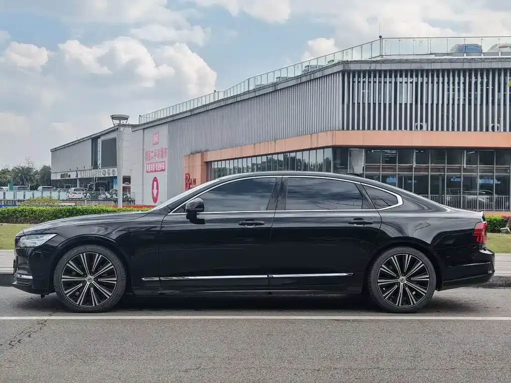 Volvo S90 — фото 6