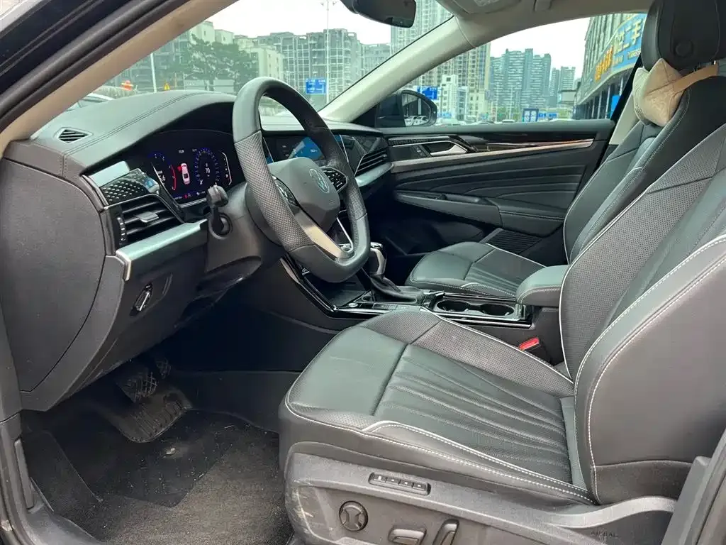 Volkswagen Passat — фото 5