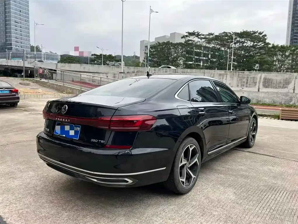 Volkswagen Passat — фото 3