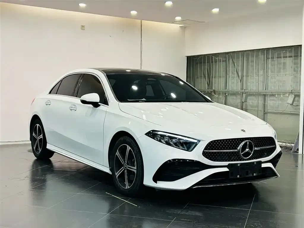 Mercedes-Benz A-Class — фото 9
