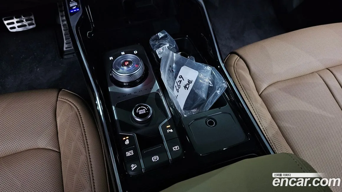 Kia Sorento — фото 10