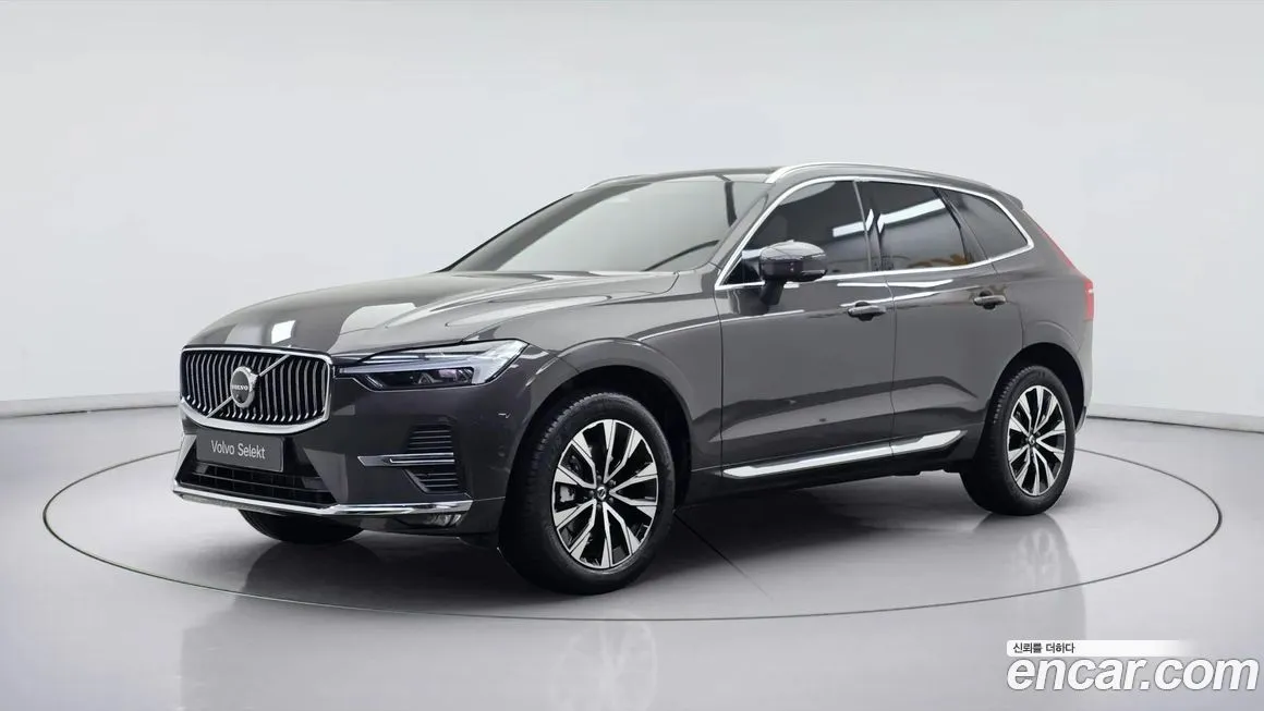 Volvo XC60 — фото 1