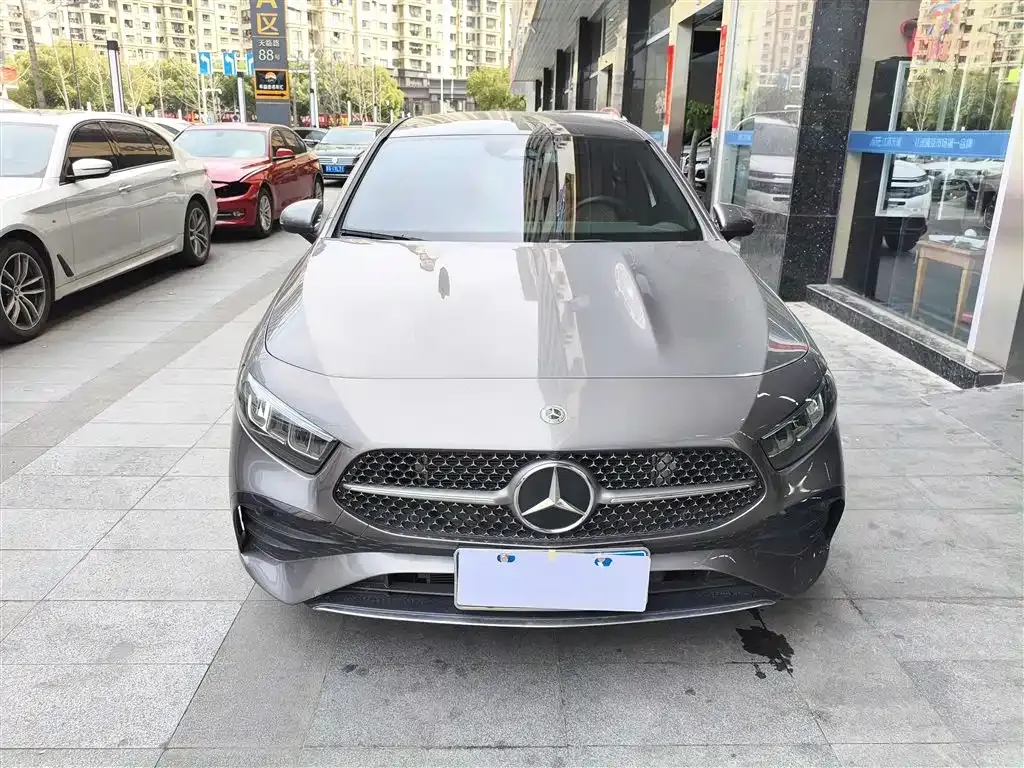 Mercedes-Benz A-Class — фото 1
