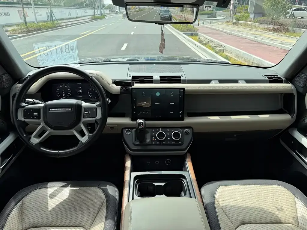 Land Rover Defender — фото 2
