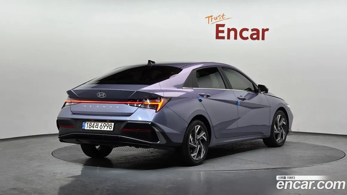 Hyundai AVANTE — фото 8