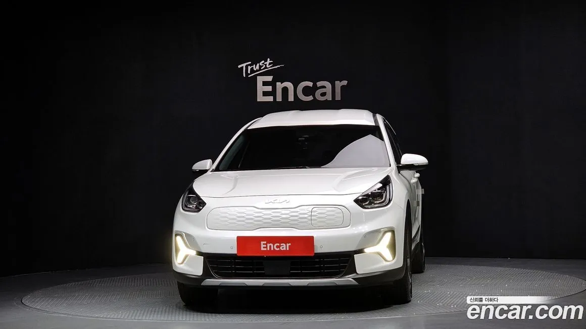 Kia Niro 2024 из KR, фото 2