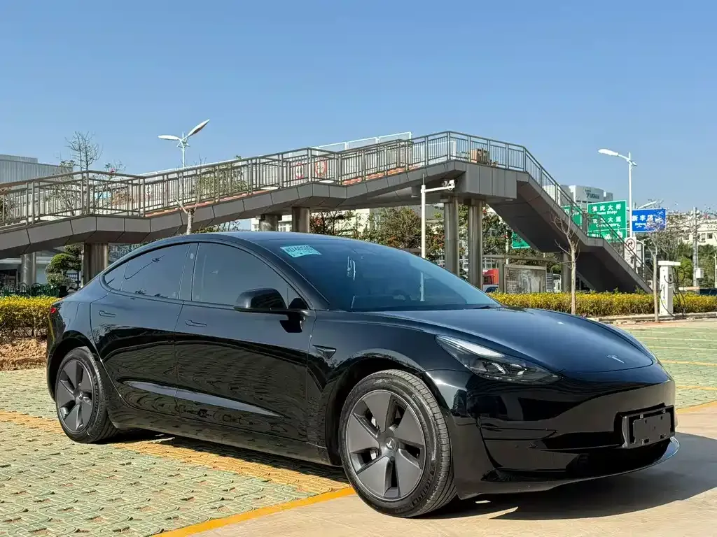 Tesla Model 3 2023 из CN, фото 8