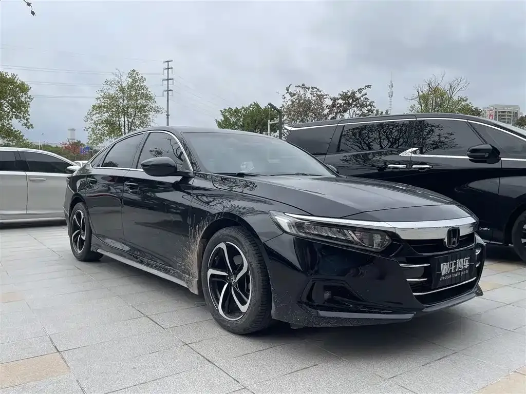 Honda Accord — фото 5