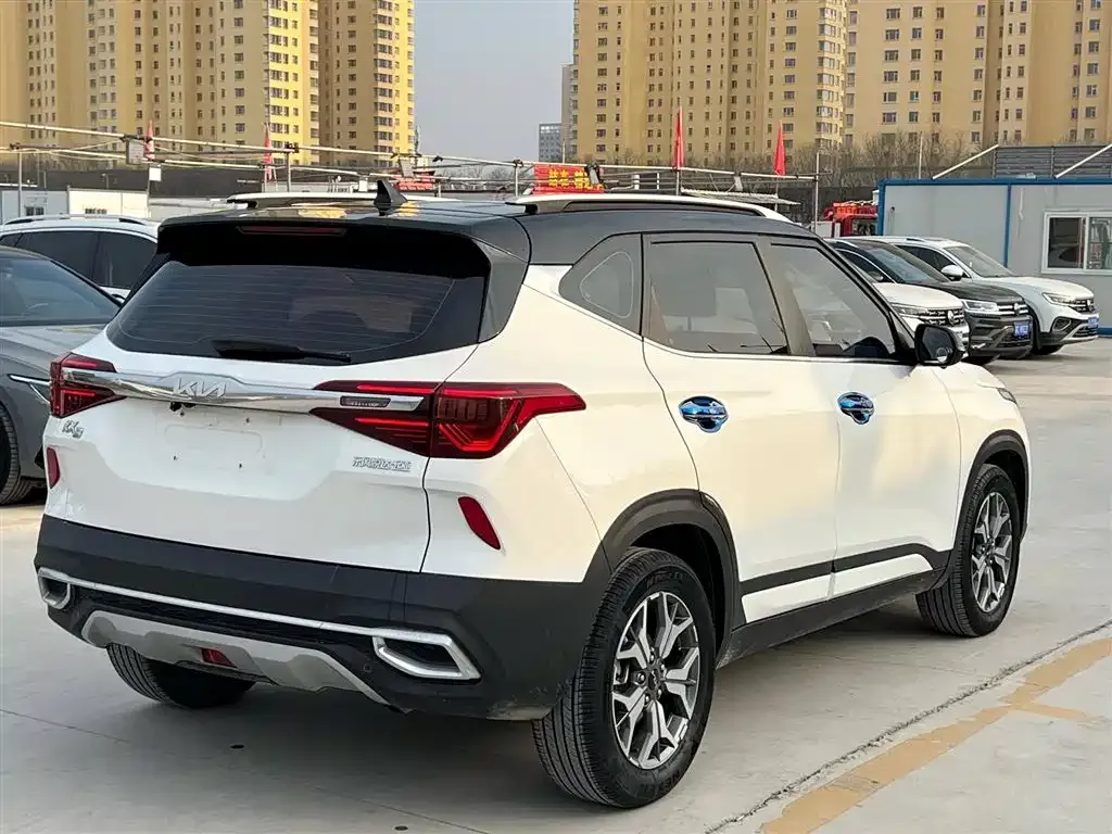 Kia KX3 2022 из CN, фото 5