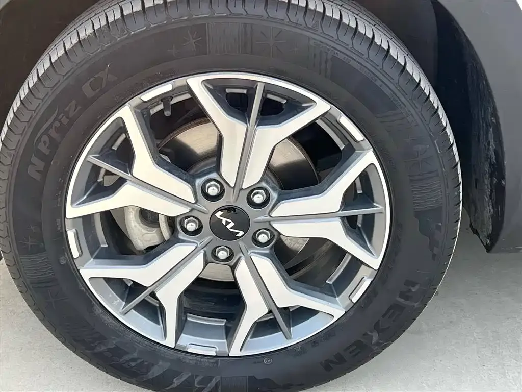 Kia KX3 2022 из CN, фото 6